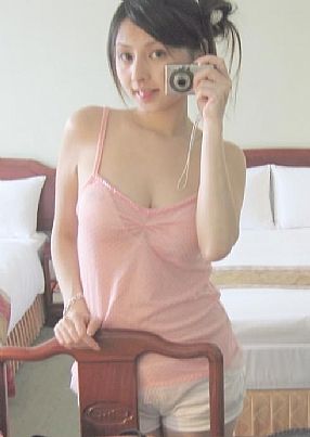 αѶ