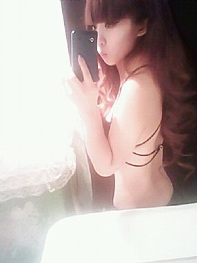 ί,