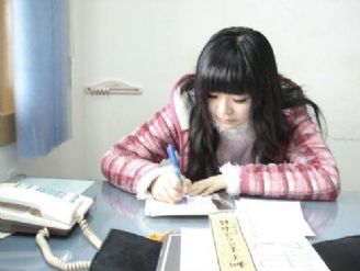 Laris-..