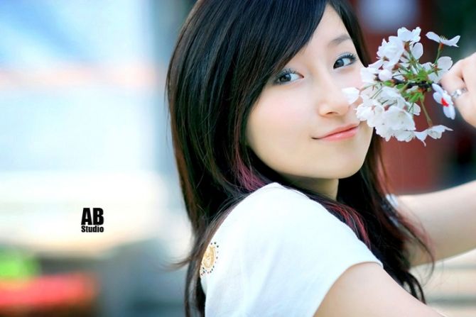 ��������