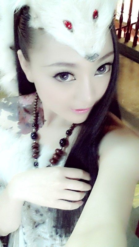 ��������