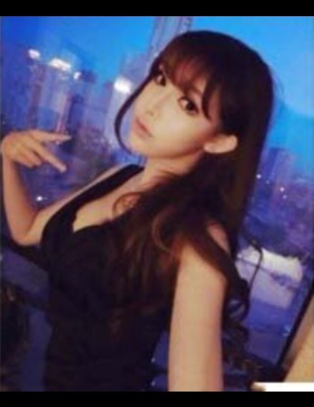 Ӷ