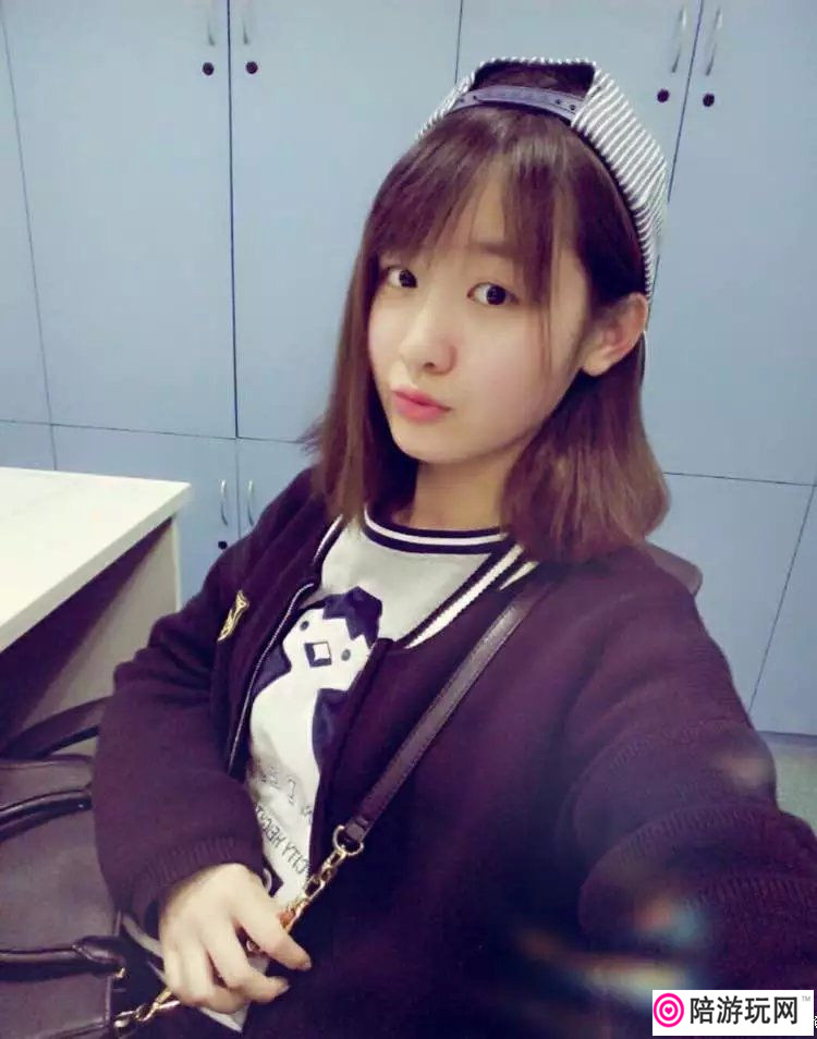 ̩ʫ