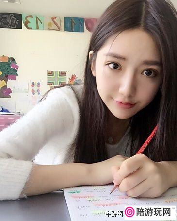 �Ϻ�������ɬģ��