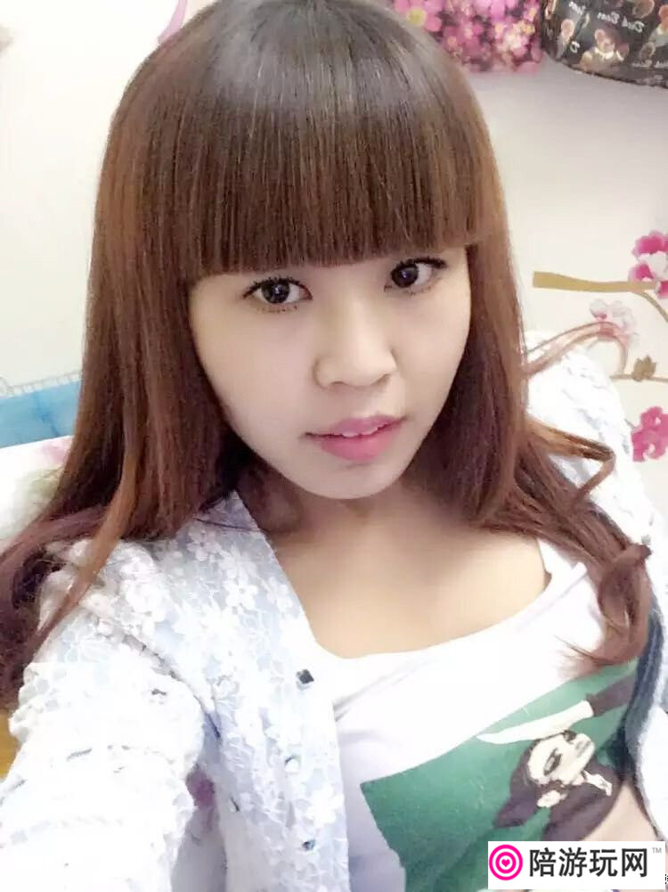 溣