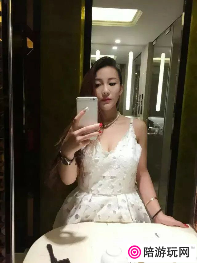 �Ϻ�����Ana