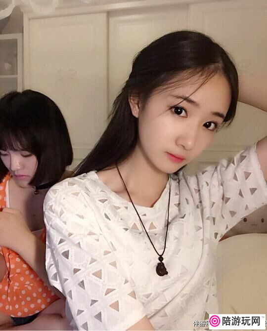 �Ϻ�����СŮ��1