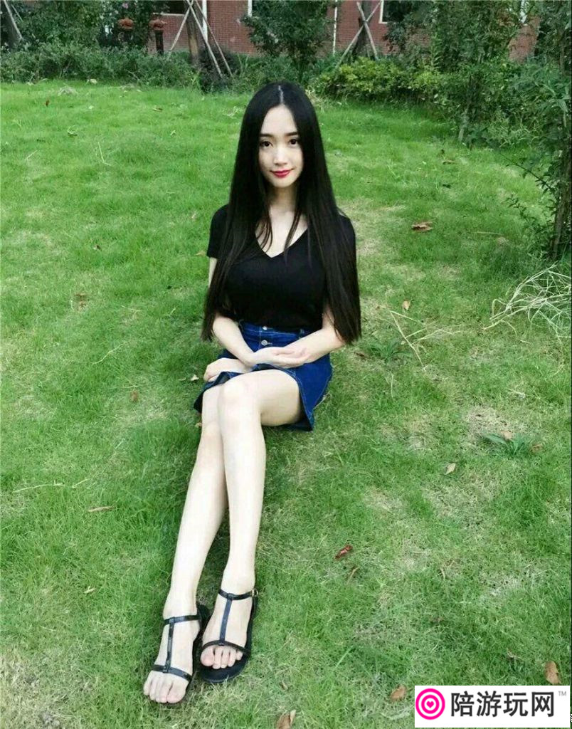 �Ϻ�����ѧ��Ů��